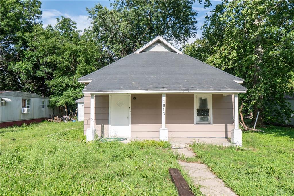Listing Photo MLS #HMS2557119