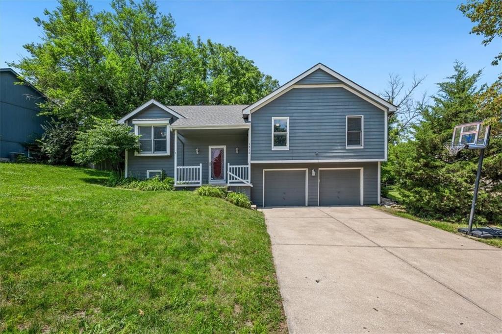 Listing Photo MLS #HMS2557177