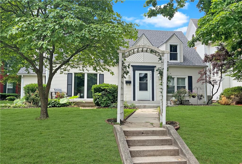 Listing Photo MLS #HMS2557191