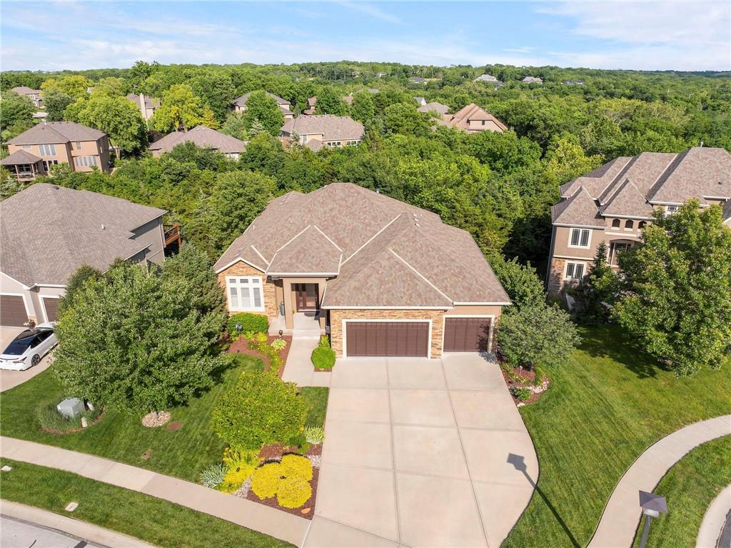 Listing Photo MLS #HMS2557198