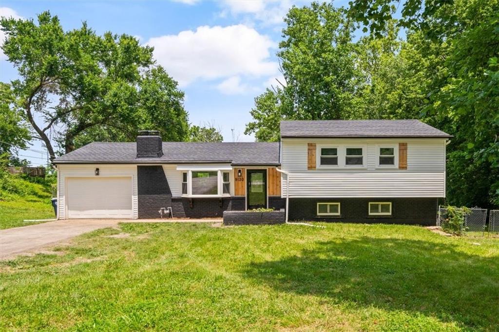 Listing Photo MLS #HMS2557265
