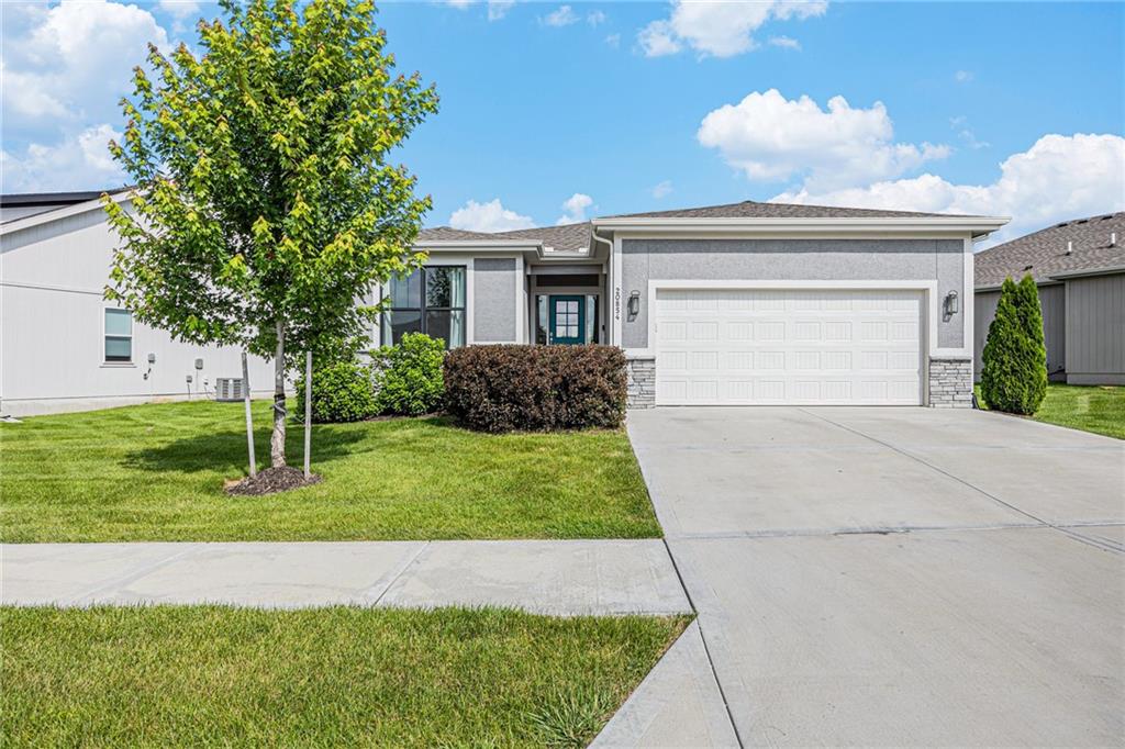Listing Photo MLS #HMS2557291