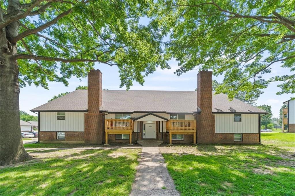 Listing Photo MLS #HMS2557304