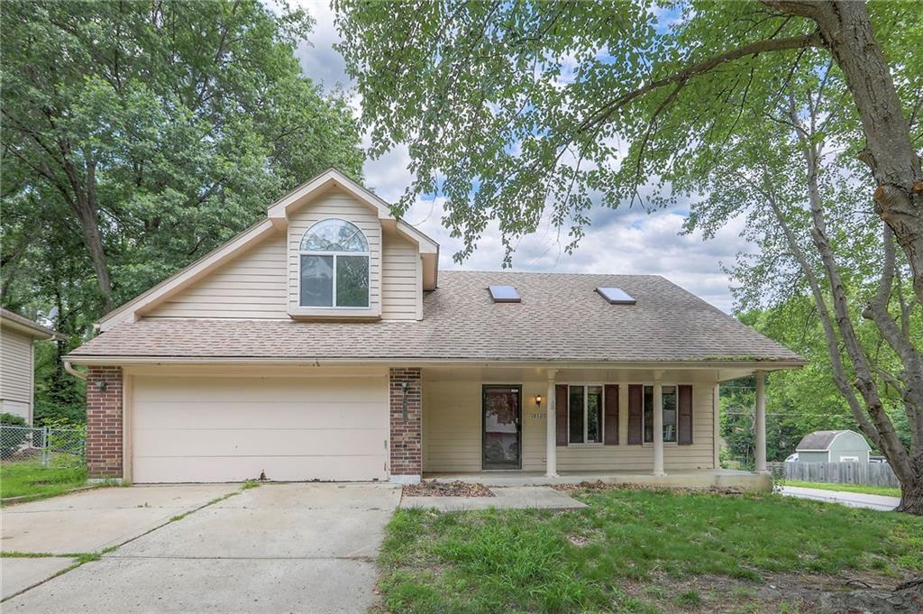 Listing Photo MLS #HMS2557323