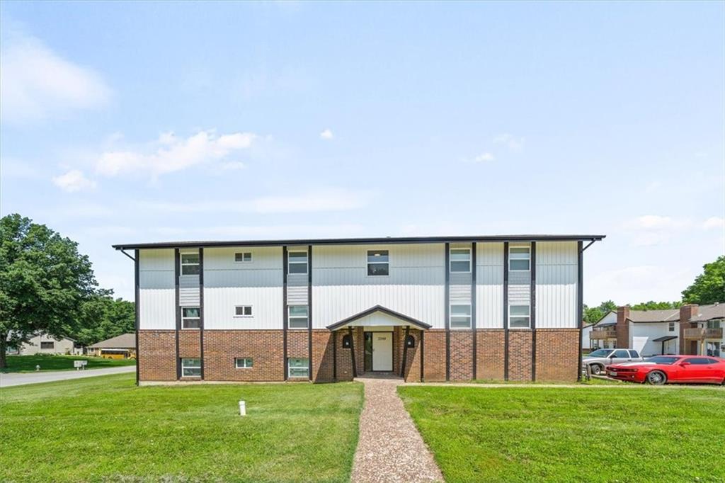 Listing Photo MLS #HMS2557334