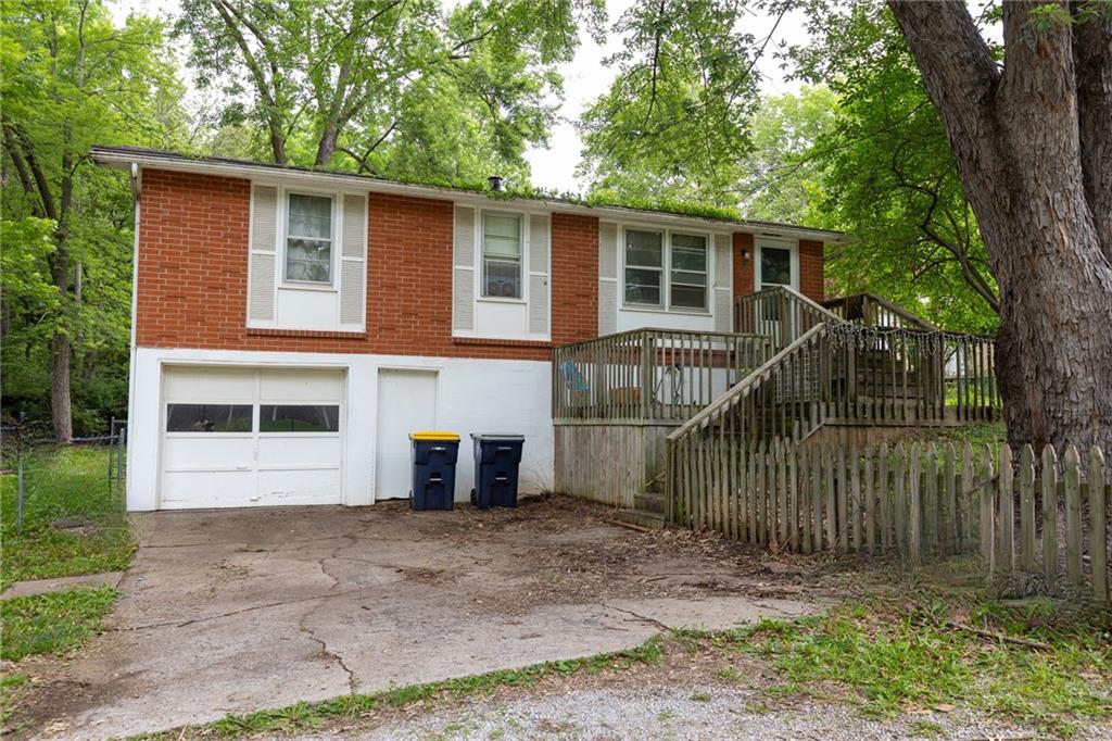 Listing Photo MLS #HMS2557418