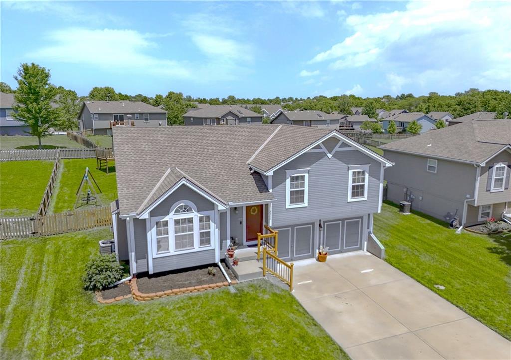 Listing Photo MLS #HMS2557544