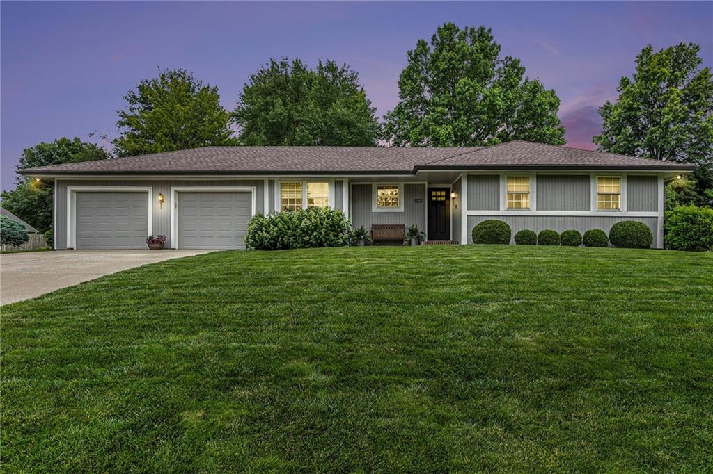 Listing Photo MLS #HMS2557615