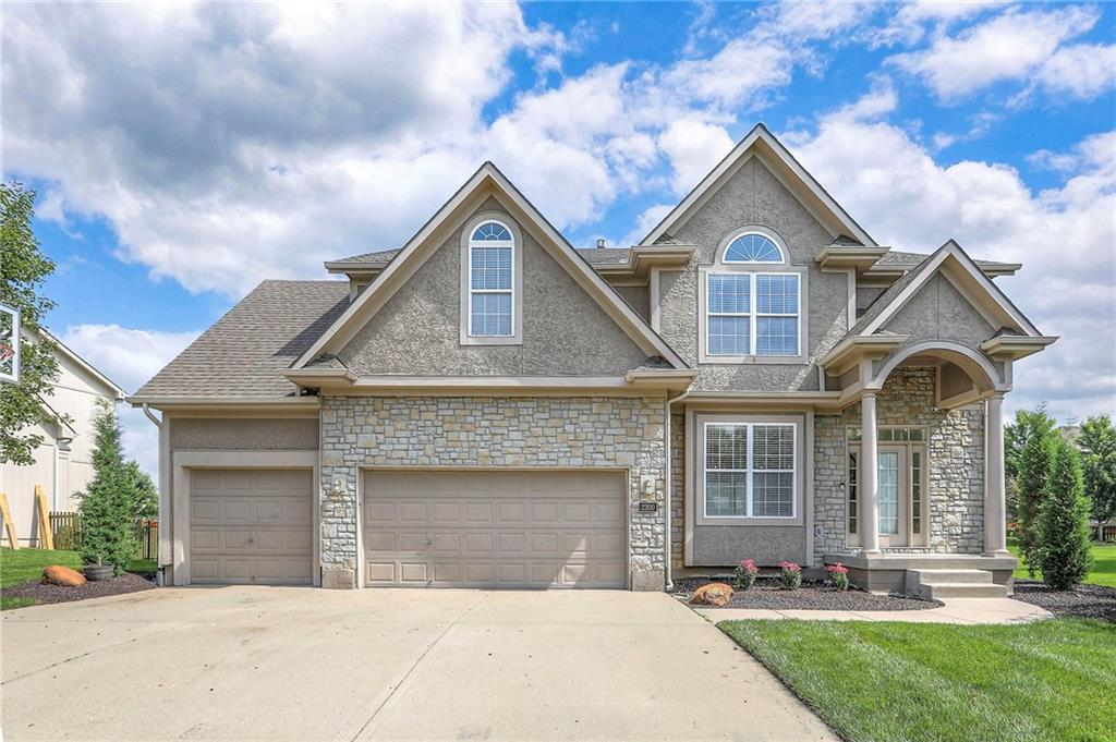 Listing Photo MLS #HMS2557643