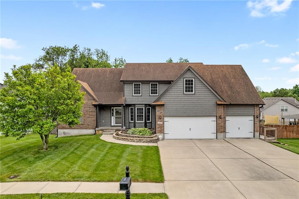 Listing Photo MLS #HMS2557702