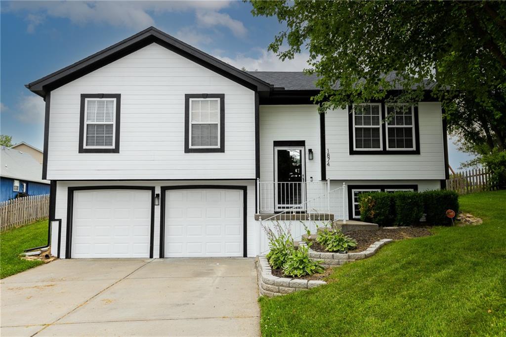 Listing Photo MLS #HMS2557718
