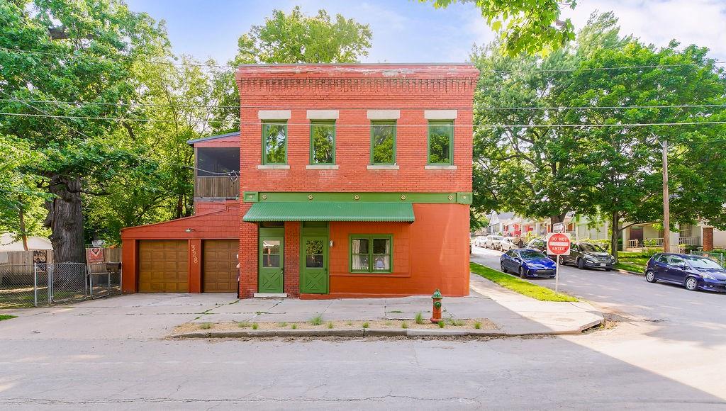 Listing Photo MLS #HMS2557886