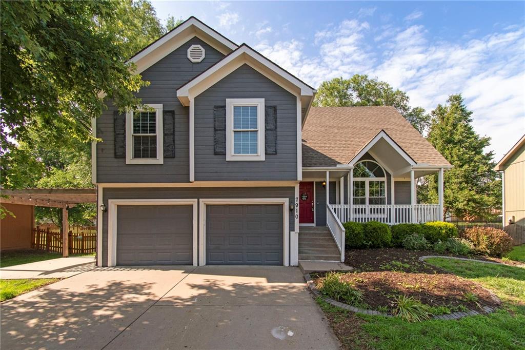 Listing Photo MLS #HMS2557922