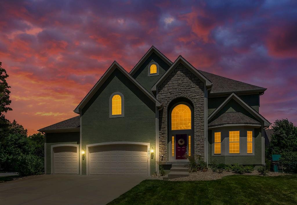 Listing Photo MLS #HMS2558247