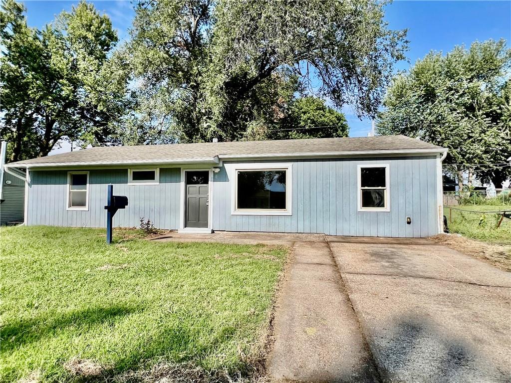 Listing Photo MLS #HMS2558703