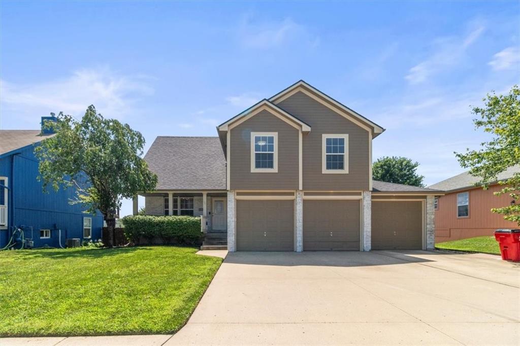 Listing Photo MLS #HMS2558806