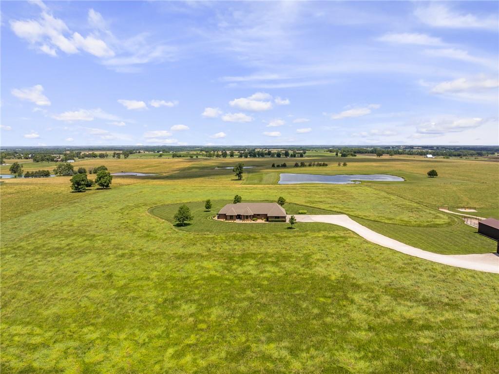 Listing Photo MLS #HMS2559287