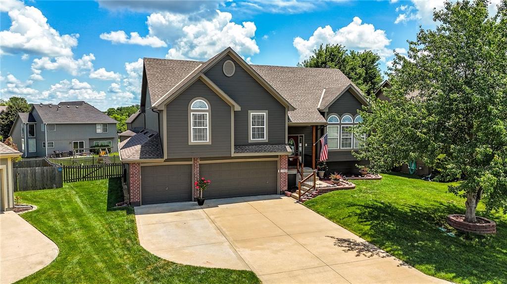Listing Photo MLS #HMS2561360