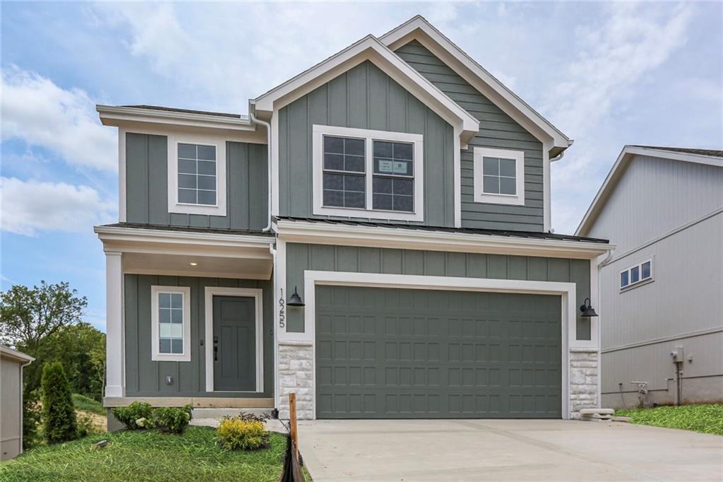 Listing Photo MLS #HMS2562521