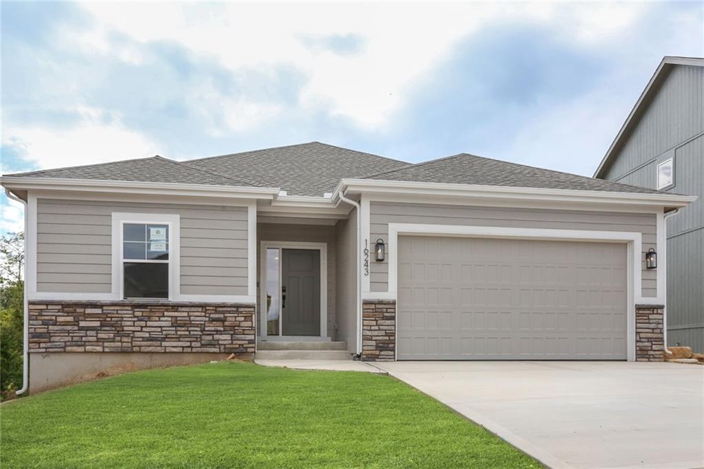 Listing Photo MLS #HMS2562556