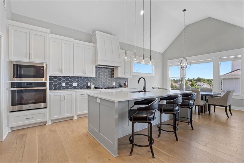 Listing Photo MLS #HMS2563867