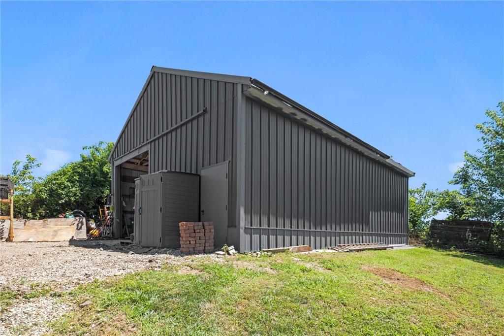 Listing Photo MLS #HMS2564575