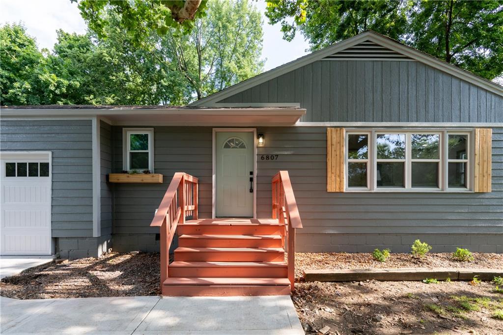 Listing Photo MLS #HMS2565359