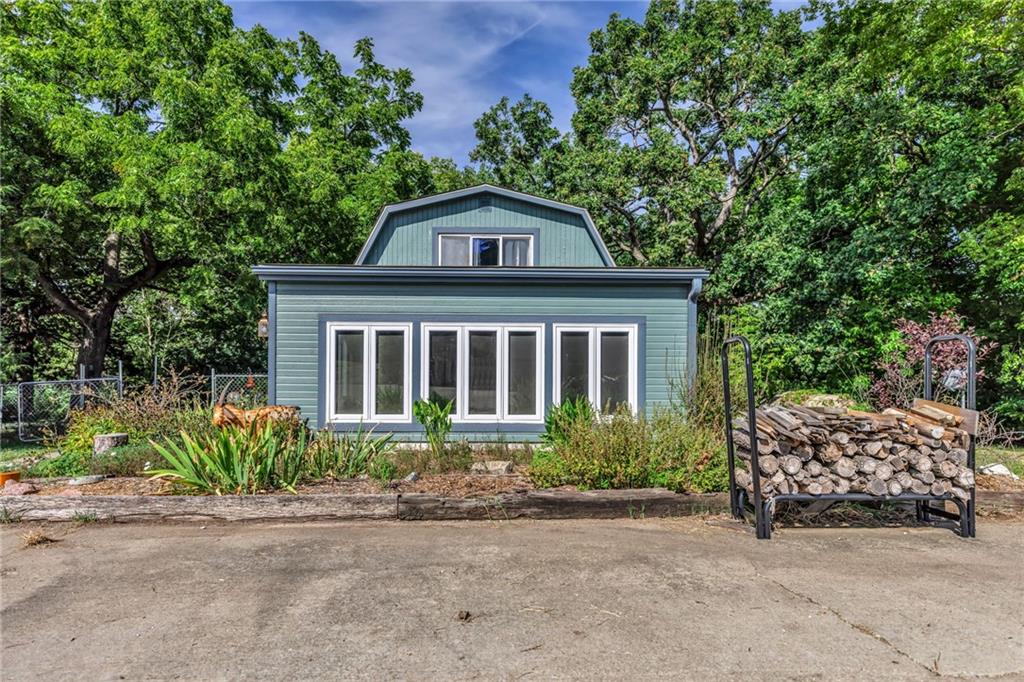 Listing Photo MLS #HMS2566084