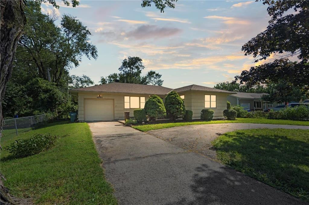 Listing Photo MLS #HMS2566261