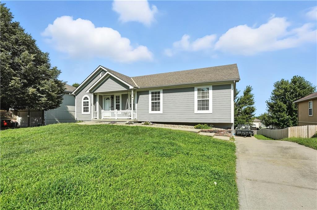 Listing Photo MLS #HMS2566532