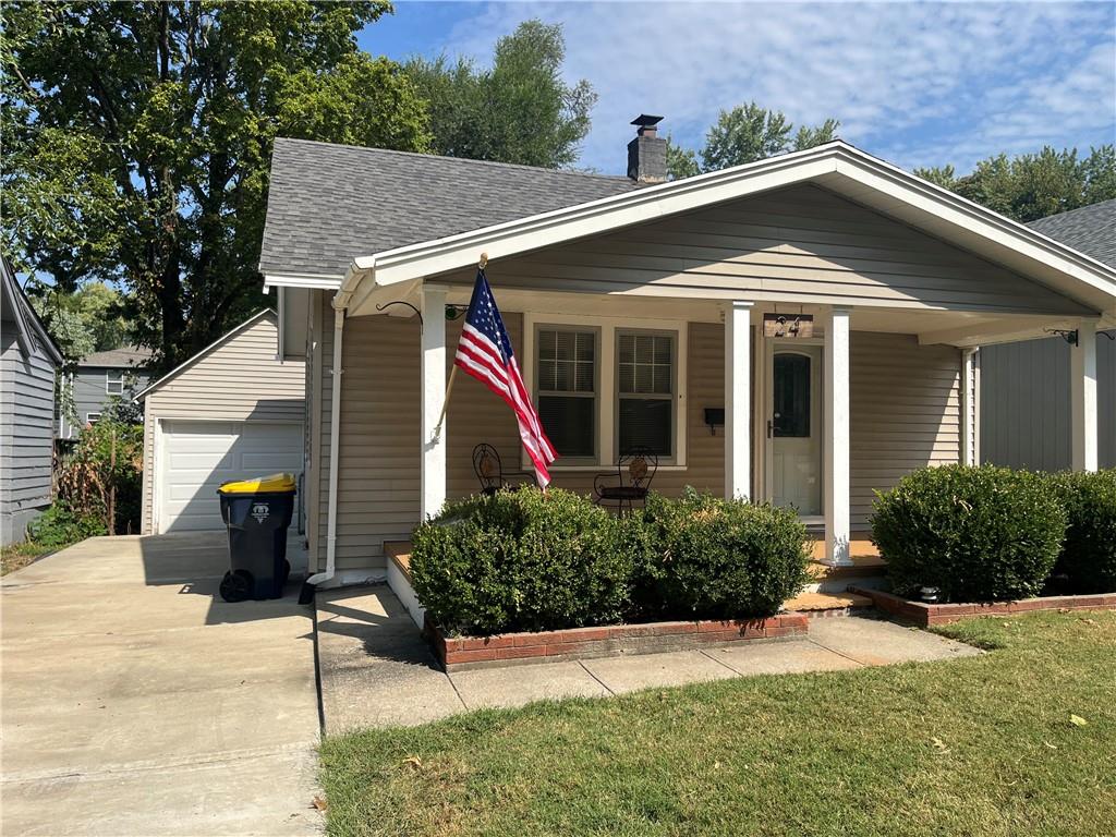 Listing Photo MLS #HMS2567136