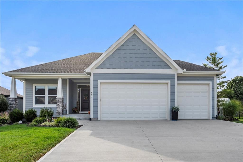 Listing Photo MLS #HMS2567471