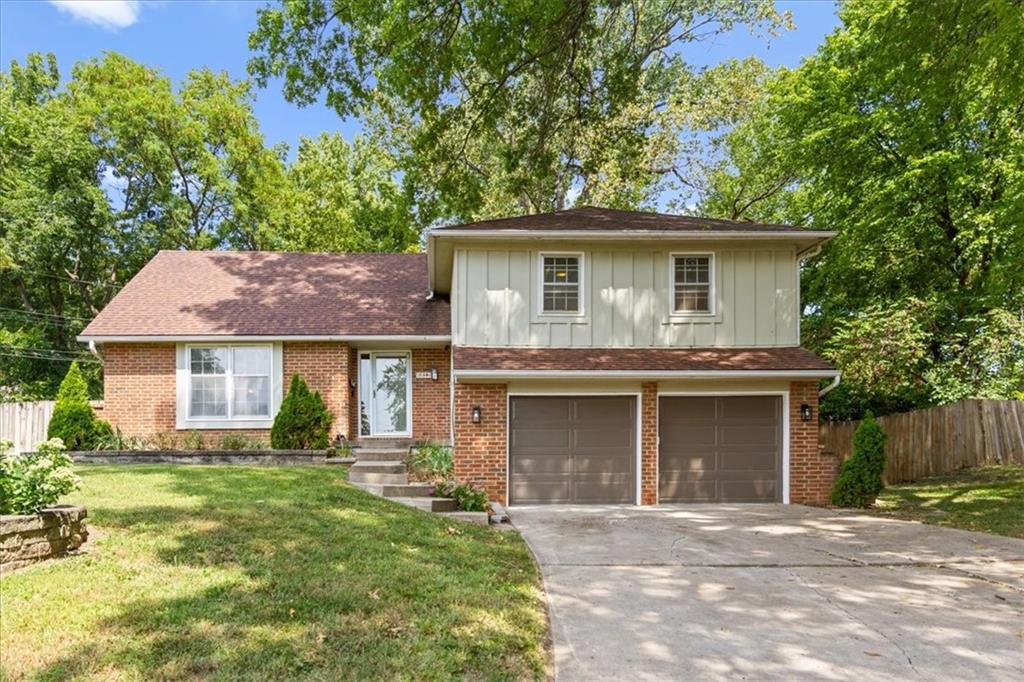 Listing Photo MLS #HMS2567673