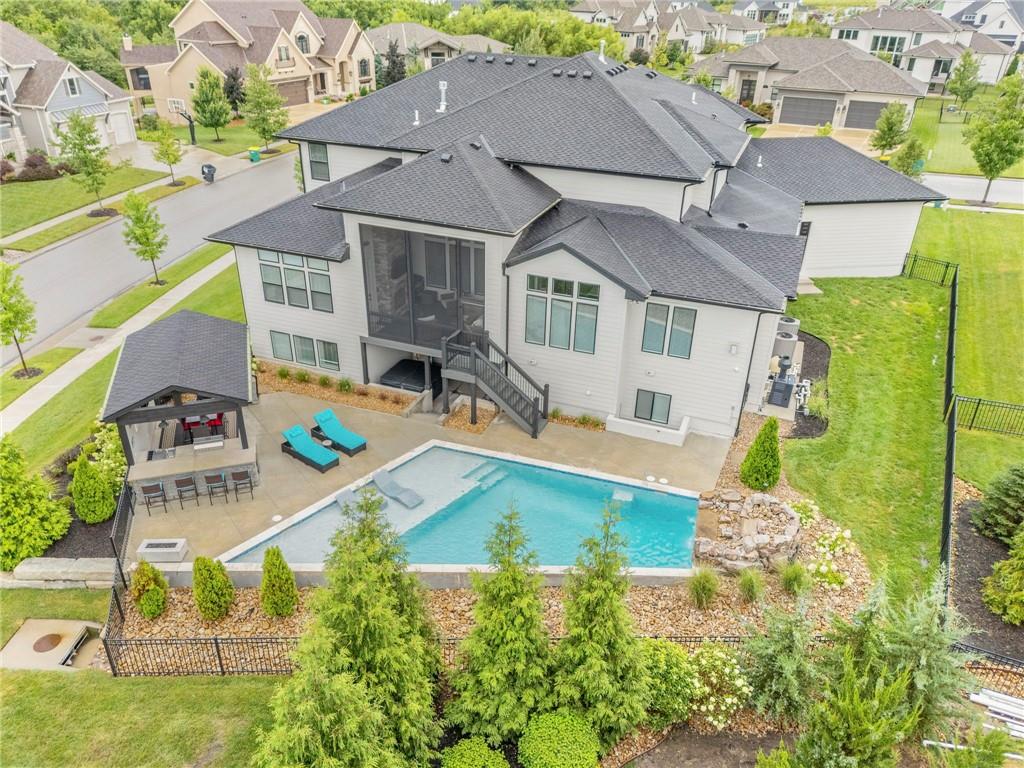 Listing Photo MLS #HMS2567712