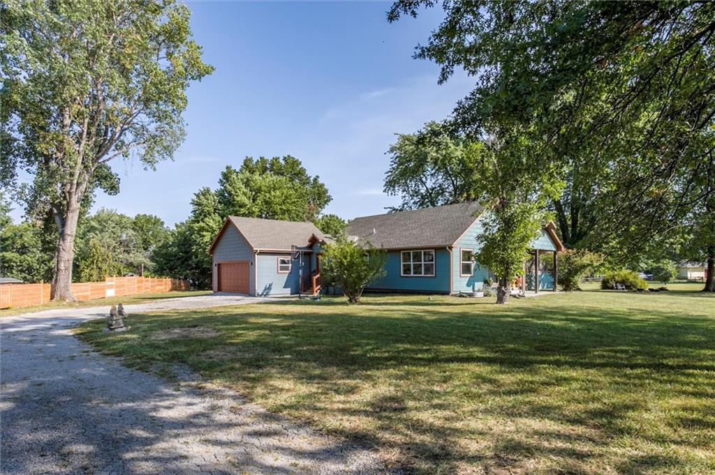 Listing Photo MLS #HMS2567847