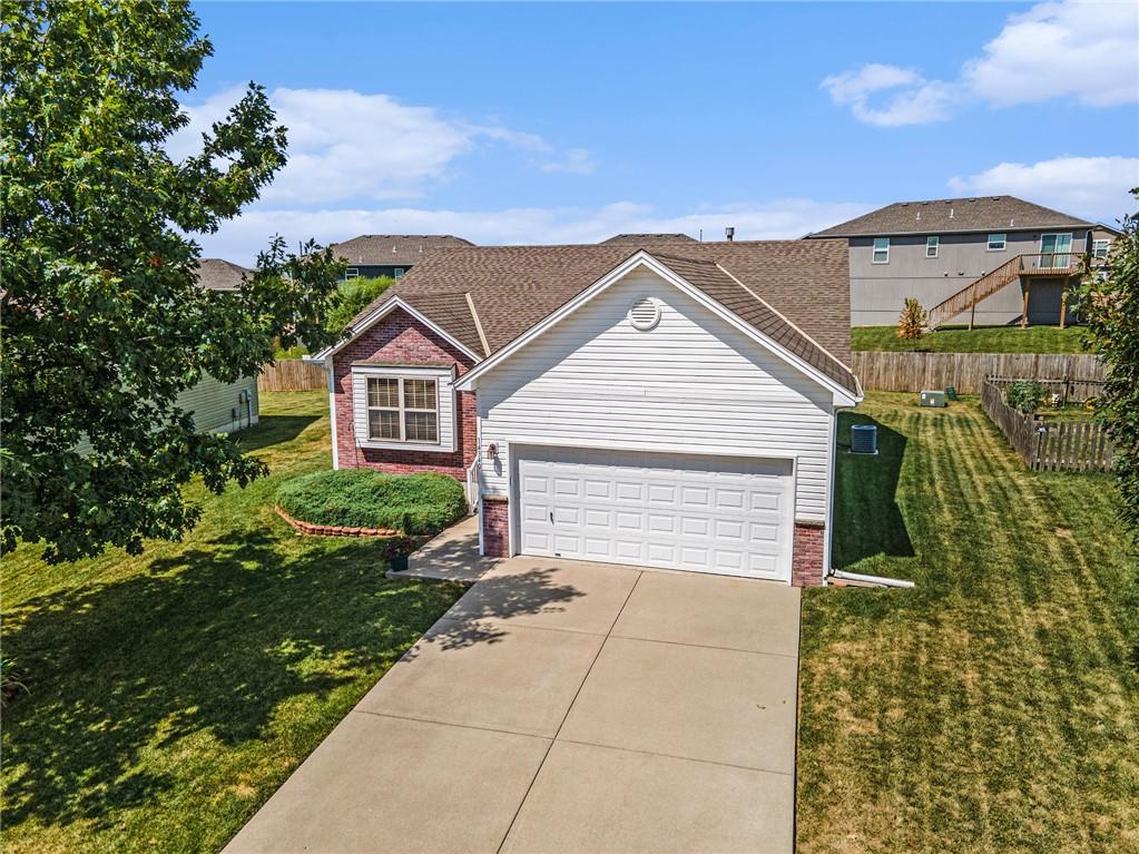 Listing Photo MLS #HMS2569078