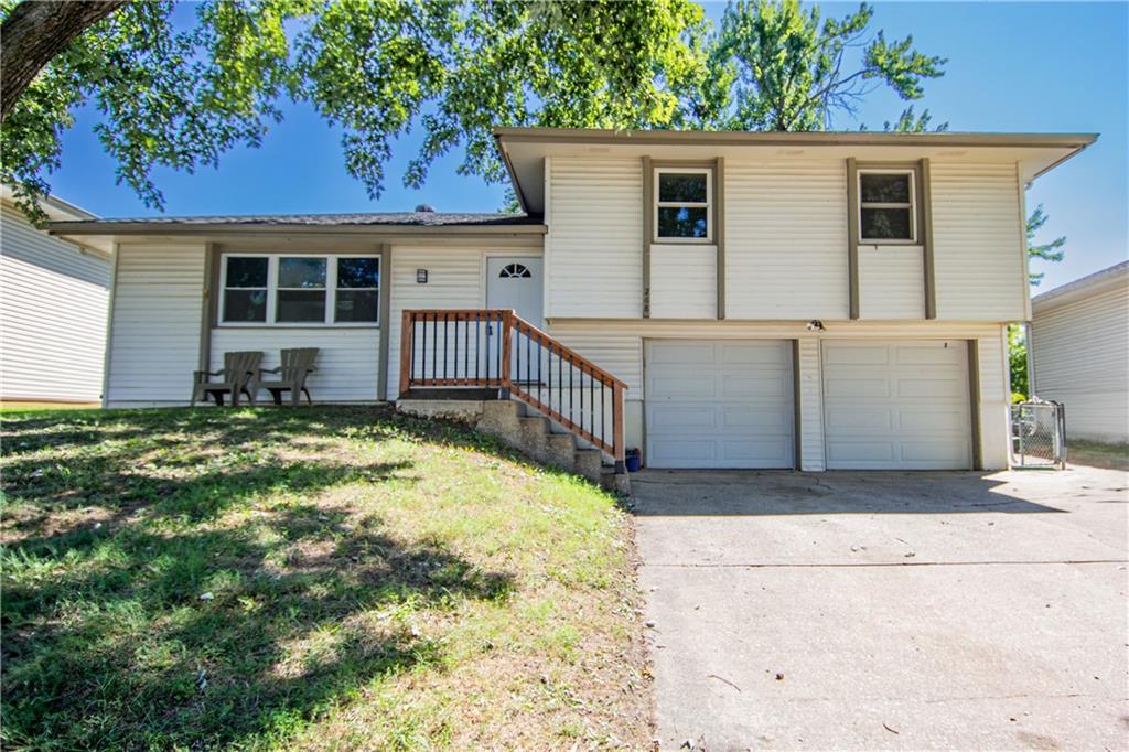 Listing Photo MLS #HMS2569131