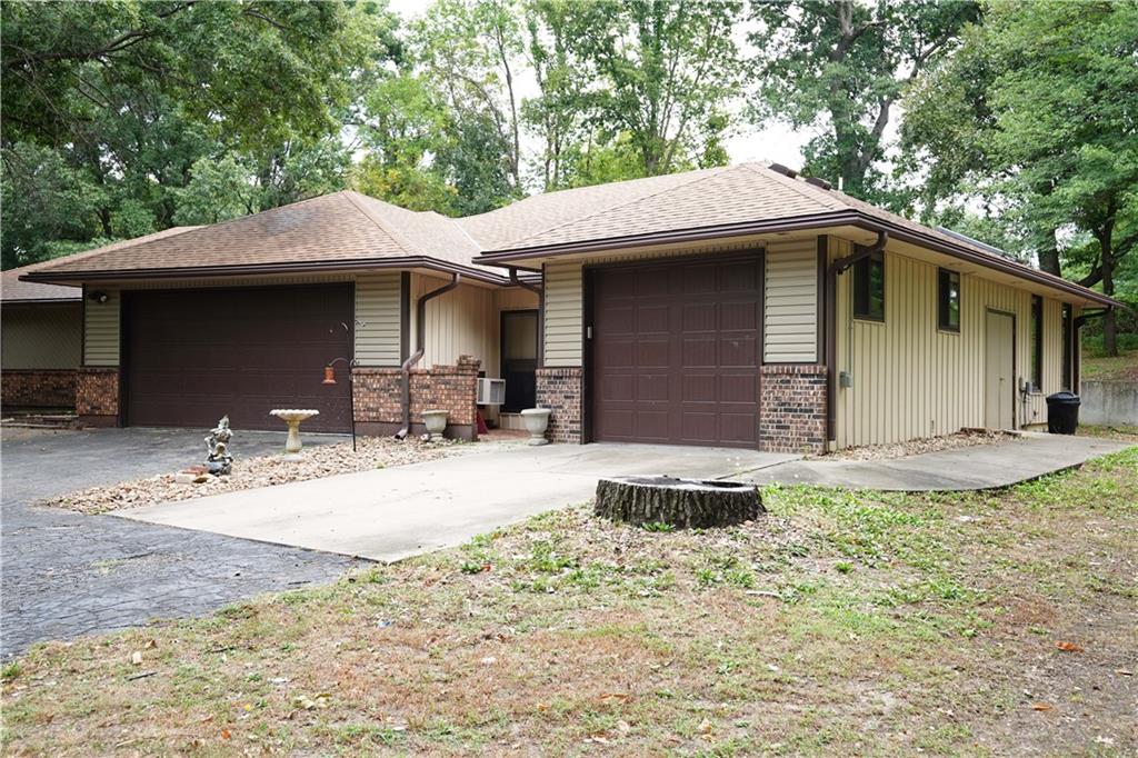 Listing Photo MLS #HMS2569142