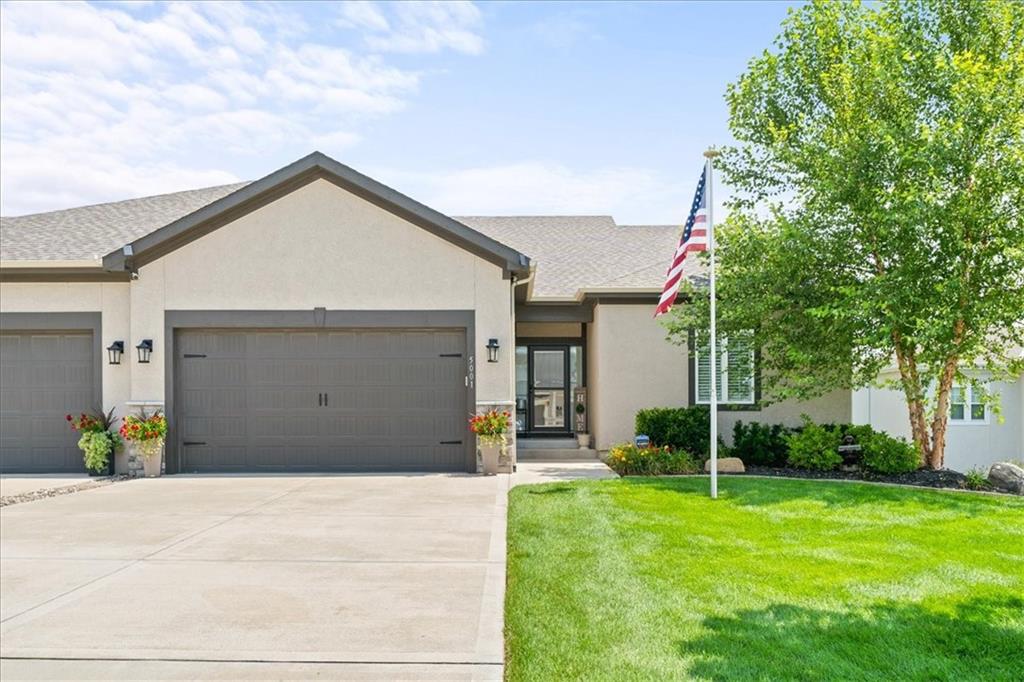 Listing Photo MLS #HMS2569176