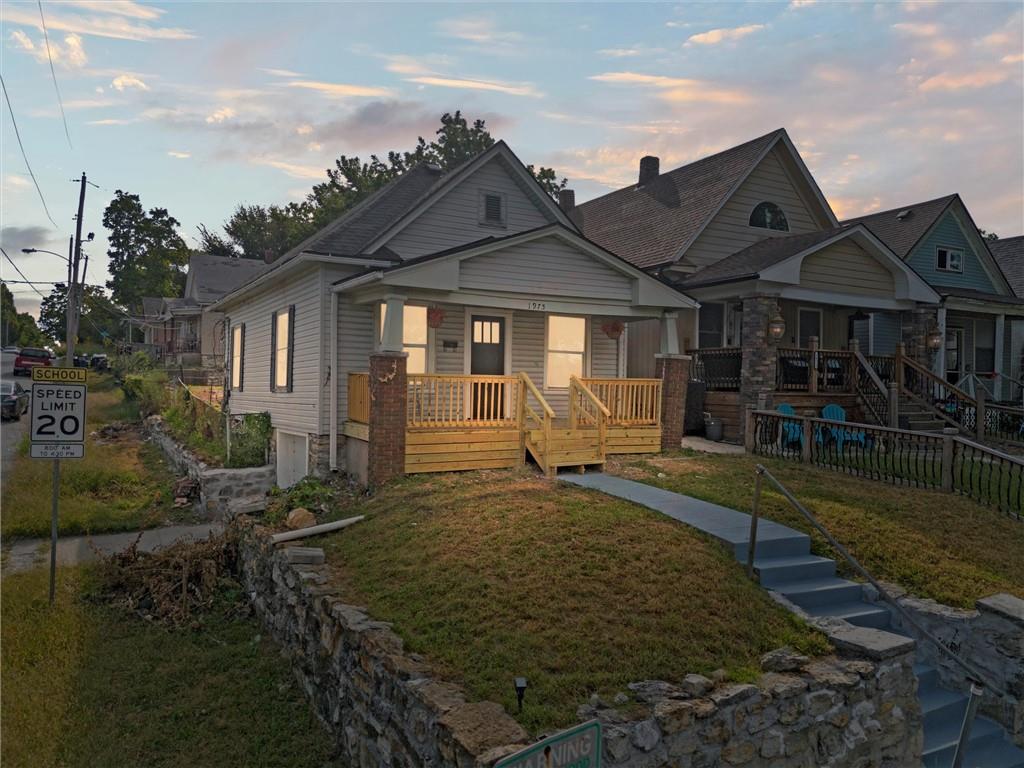 Listing Photo MLS #HMS2569797