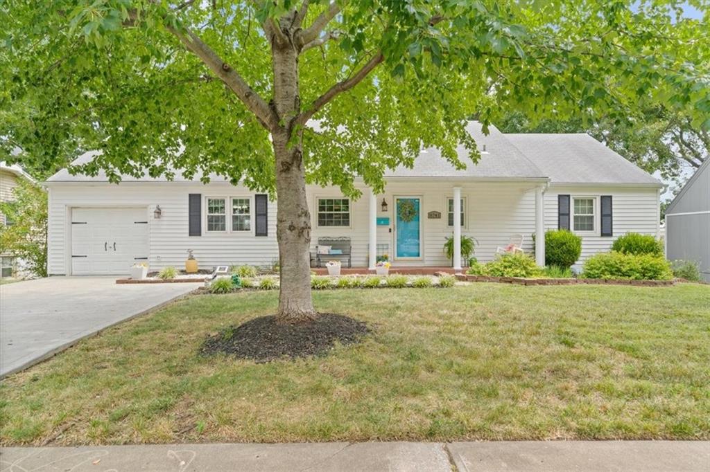 Listing Photo MLS #HMS2570144
