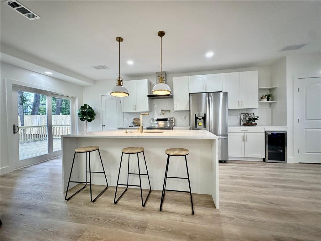 Listing Photo MLS #HMS2570398