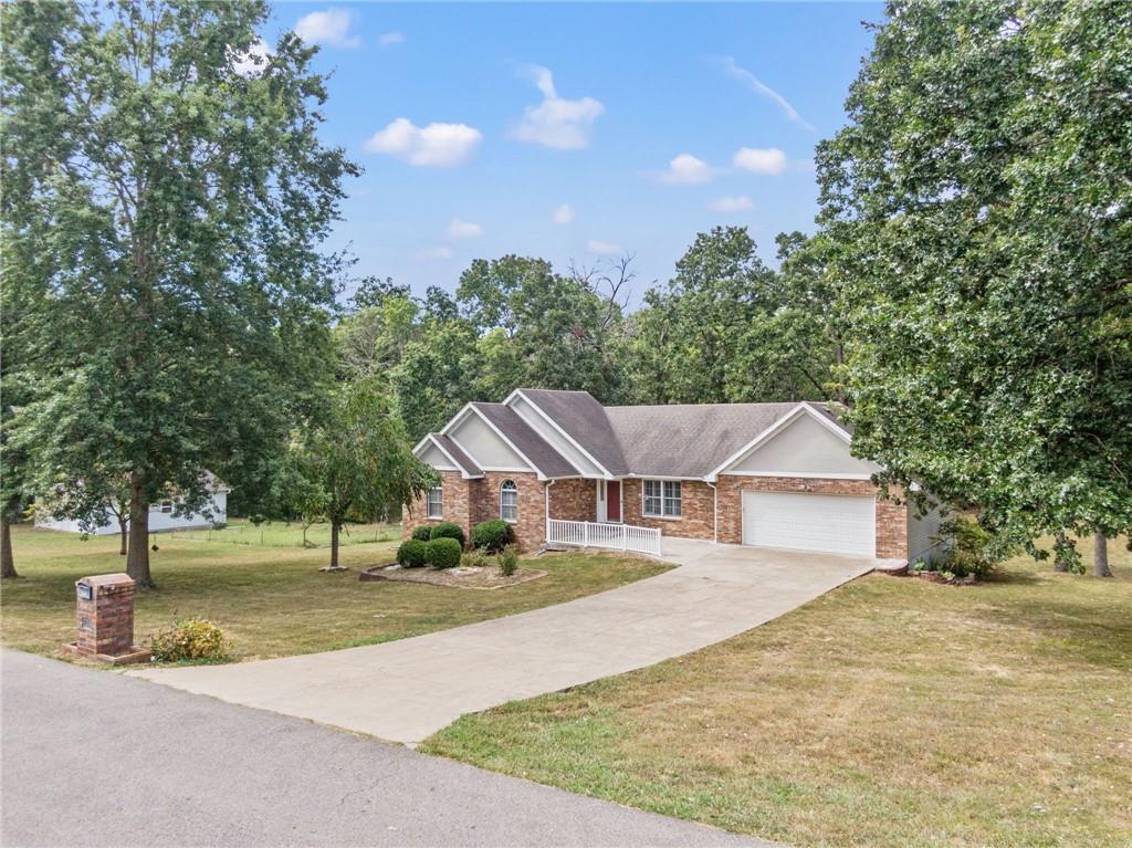 Listing Photo MLS #HMS2570661