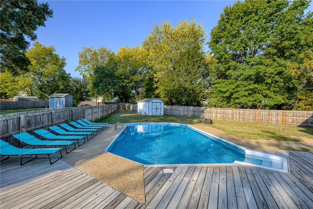 Listing Photo MLS #HMS2570743