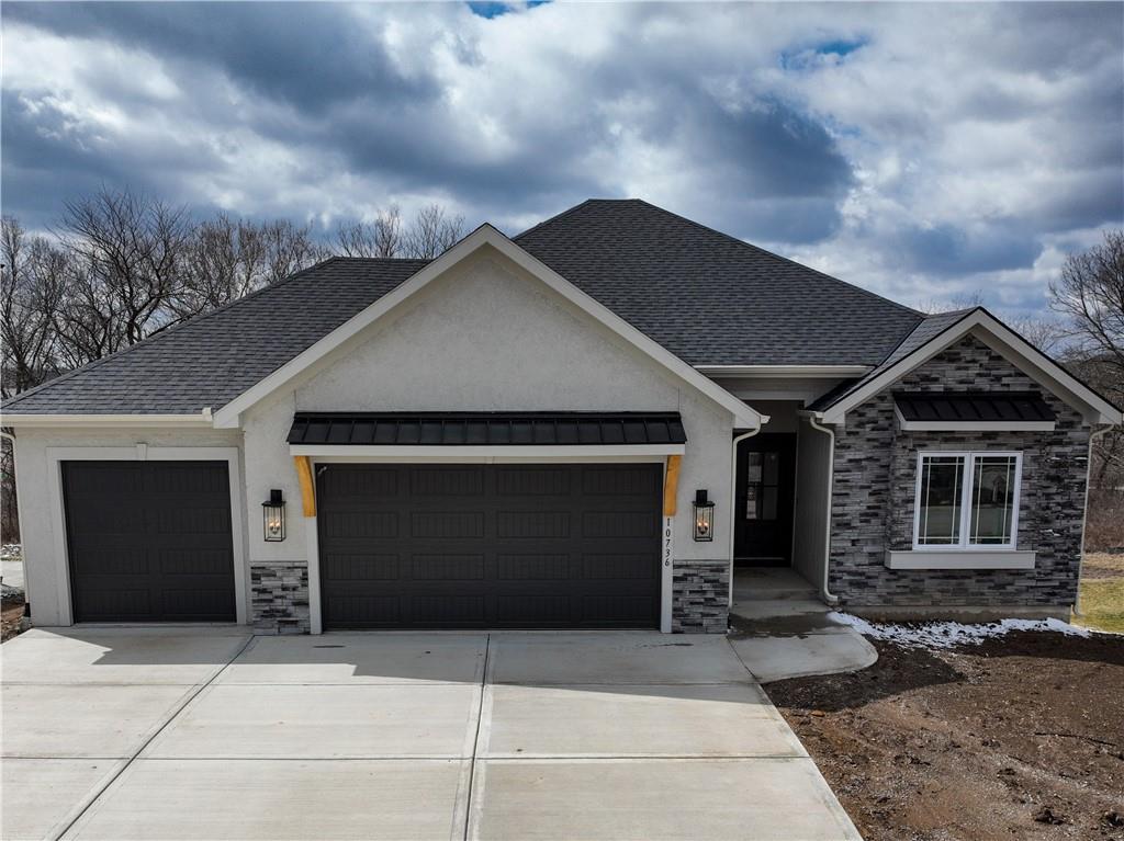Listing Photo MLS #HMS2571216