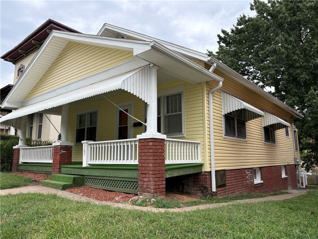 Listing Photo MLS #HMS2571226