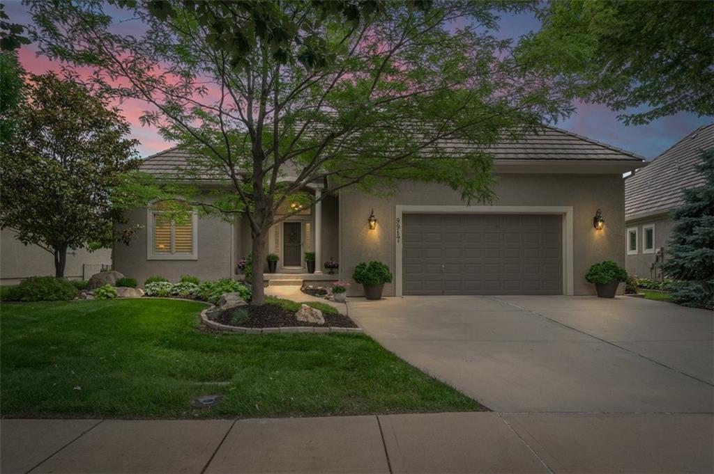 Listing Photo MLS #HMS2571325