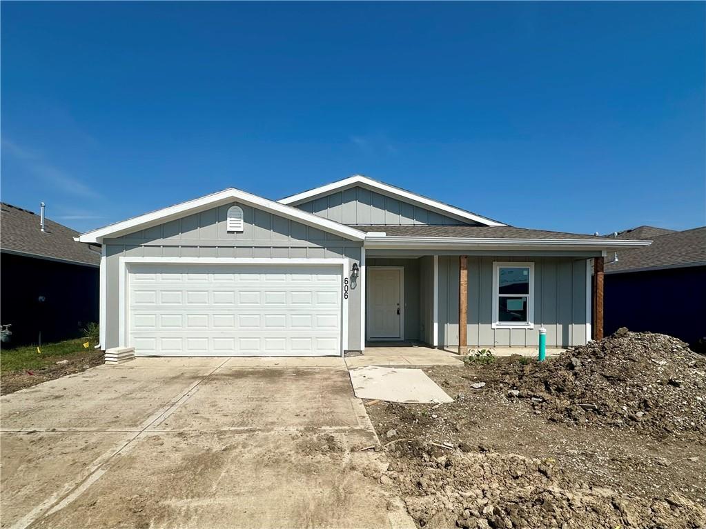 Listing Photo MLS #HMS2571353
