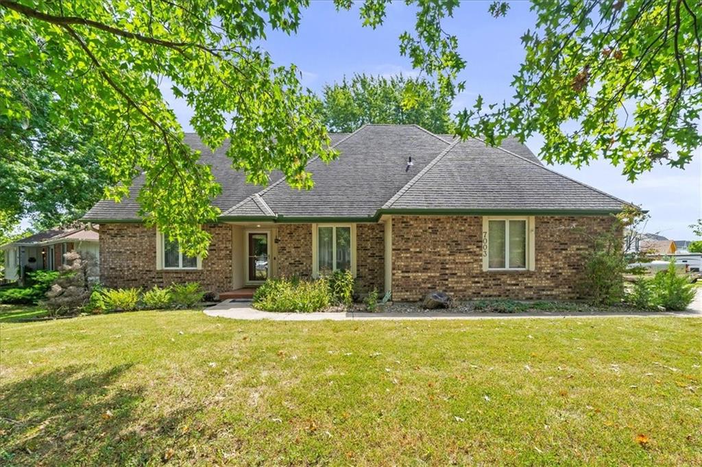 Listing Photo MLS #HMS2571366