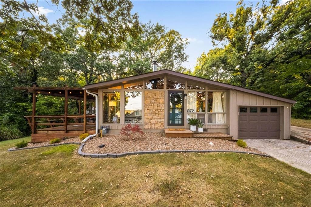 Listing Photo MLS #HMS2571524